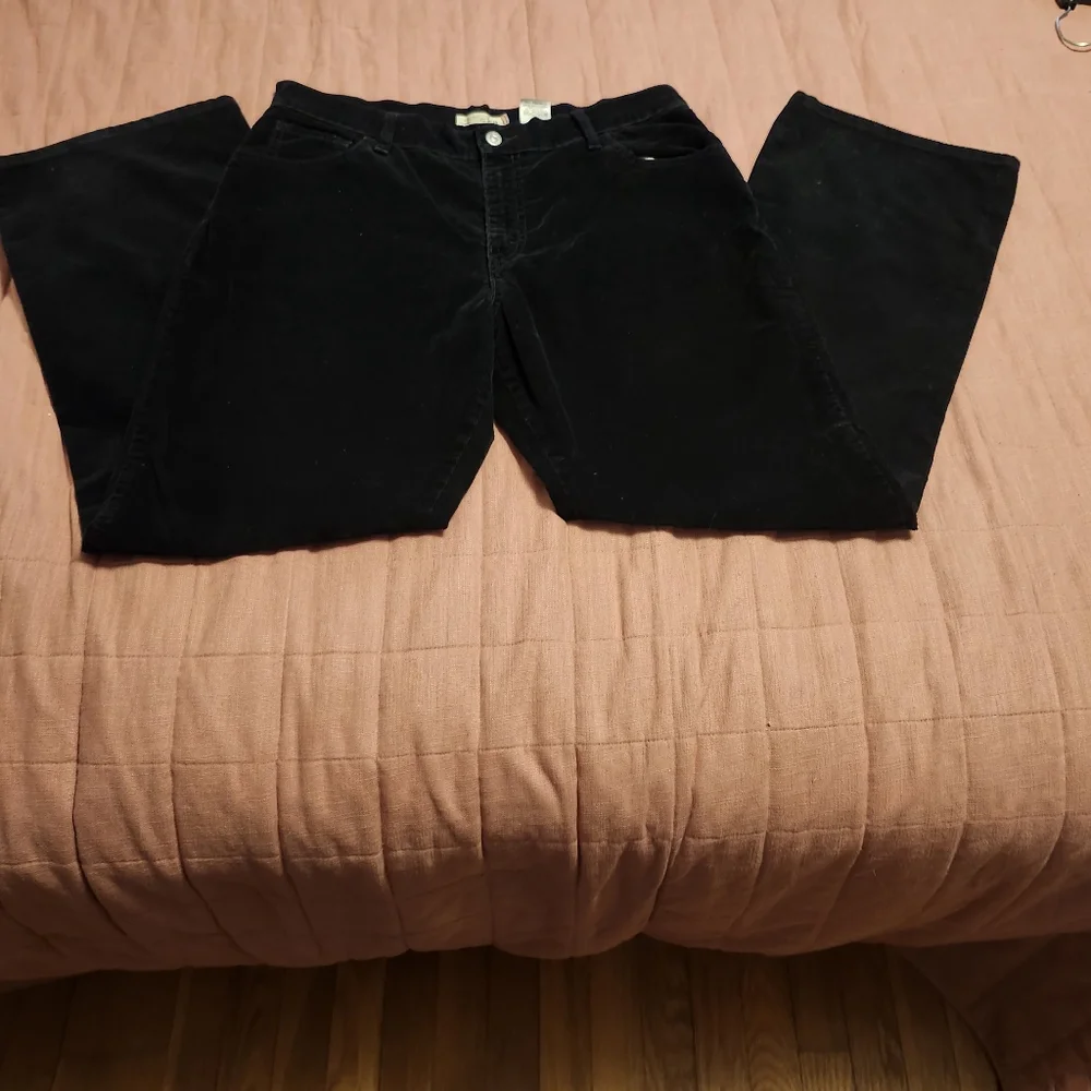Women's Black Corduroy Jeans - Picture 1 of 4